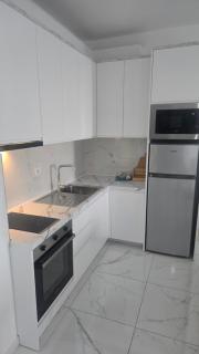 Eddy's Luxury Suites - Ilyonis - 9