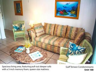 Mermaids Retreat Mins to Beach Family Condo - 0