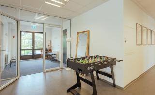 Red Diamond - Marina Retreat - Central Social Stay - 6