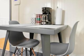 Cozy Stylish 4br3ba 3mins to Somerville Subway - 2