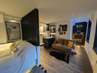 Quirky studio in the iconic Glasgow Barras - 0