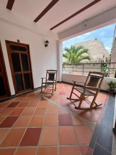 Casa amplia 7 hab y terraza - Cerca de la playa en Palomino - 2