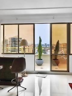 3BR Sky Oasis Penthouse with City Views Parking Country Club Zone - 1