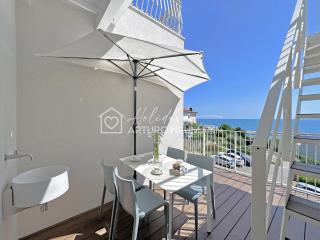 303 - MARENOSTRUM COSTARELLA LUXURY SUITES - SUITE - SPIAGGIA E NAVETTA PRIVATA AL WHITE BEACH OMAGGIO dal lun al ven fino al 2 agosto - 7