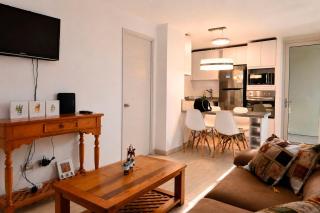 Smart Host Rentals - Style and Comfort by the Sea - 4