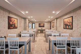 Kool hotels & suites - 2