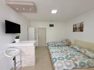 Apartmani PERICIC SUTOMORE NEW HOUSE - 6