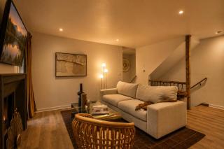 Boutique Stay Near KU Med and Plaza - 7