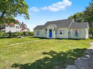 Barrington Bay Seaside Cottage - 6