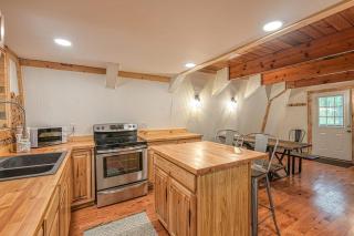 Woodsy Way Cabin - 2