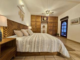 Suite in BEST neighborhood in Oaxaca - 2