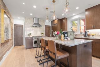 Walk to Ski Slopes Trails 2 Mountain View Homes on Empire Avenue 8 Bedrooms with Private Hot Tubs Fireplaces and AC ML-3978 by KBM - 6
