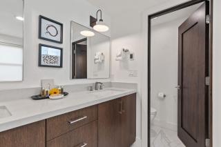 Walk to Ski Slopes Trails 2 Mountain View Homes on Empire Avenue 8 Bedrooms with Private Hot Tubs Fireplaces and AC ML-3978 by KBM - 1