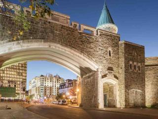 2BR Condo - 500m to Old Quebec - AC, Gym, Dining - 6