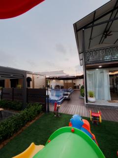 Avenue S Homestay - 6