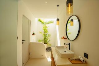 Canggu Luxury Villa Private Pool - 4