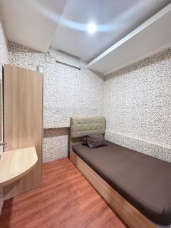 Green Valley Apartemen By RA Staycation - 6