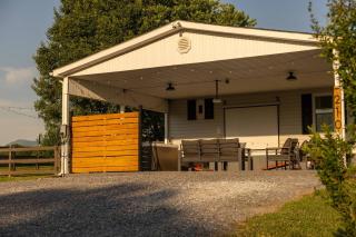 Ghost Stag Cottage Hot Tub, Theatre & Games - 2