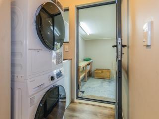 Snow Retreat - Waimarino Holiday Home - 1