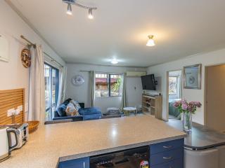 Snow Retreat - Waimarino Holiday Home - 4