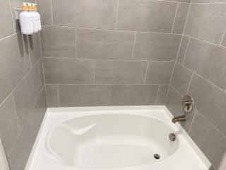 Luxury 2 bed 2 bathroom - 1