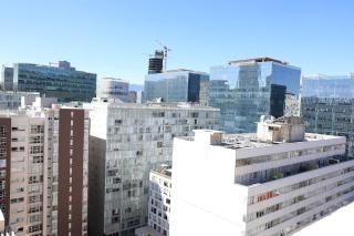 Modern Apartment with Premium Amenities - 9
