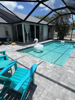 Sunshine Home and Romantic Vacation - 2