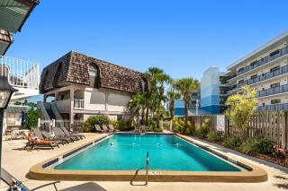Ola Grande - Beachside Condos with Pool next to Cocoa Beach Pier - 0