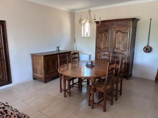 Comfortable villa with pool - 4