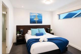 City Views 202 in St Kilda - 5