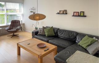 3 Bedroom Stunning Home In Tarm - 9