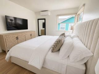 Beachside Apartment with Laundry AC Patio - 9