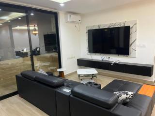 House 988 - 7