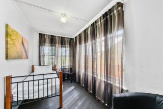 Wyatt Guest House - 4