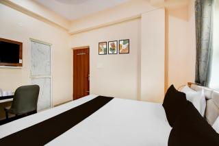 Super Townhouse Kumhrar Archeological Park Formerly Hotel Karuna Palace - 8