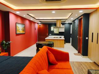 Goldcrest Luxury Apartments DHA Lahore - 7