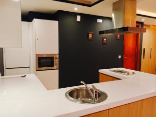 Goldcrest Luxury Apartments DHA Lahore - 5
