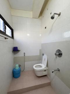 Hotel Shree Jay Amba Deluxe - 8