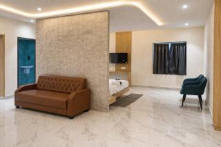 Golden Tulip Peddapally - 1