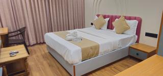 Hotel Silvera Inn - 7