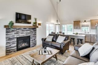 Boat & Fish on Cow Creek! Brand-New Pierre Home - 6