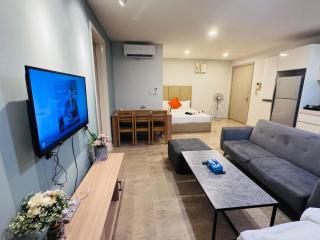 Bukit Bintang Fairlane Suites by Begonia - 9
