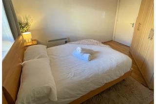 Dublin City- Modern Apart-Sleeps 2 - 9