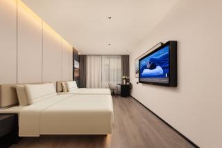 Atour Hotel Urumqi Hongshan Park North Gate Metro Station - 4