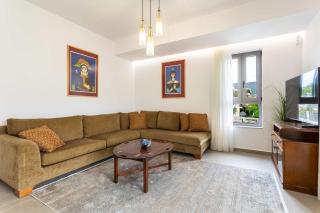 Urban Panorama - Stylish Stay in Kalamata - 7