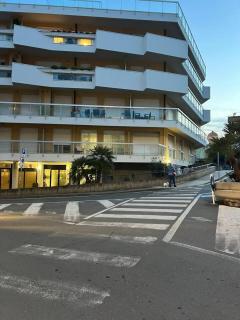 Appartamento a Loano (mare e centro) - 0