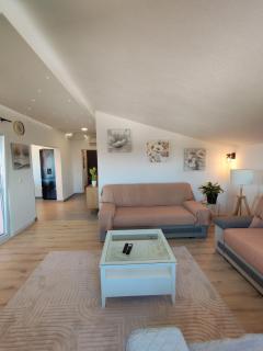 Villa Apartments Brečić 1 - 2