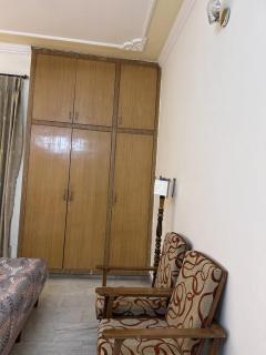 Stay Royal Imperial - 6