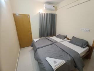 Family friendly rooms for 4 in manipal - 0