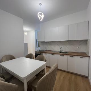 Central Tirana Apartment - 3